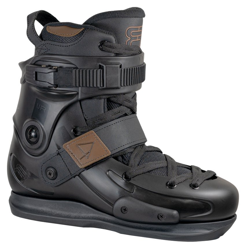 FR Skates UFR Street AP aggressive skate boot, black, side view